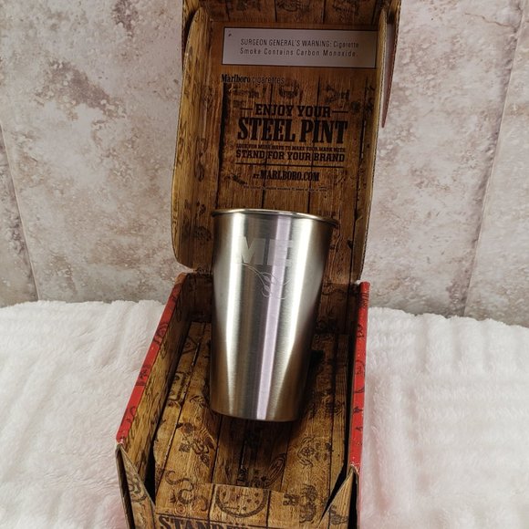 Collectible Engraved Marlboro Pint Steel Cup Tobacco Advertising Promo With Box - Picture 6 of 14